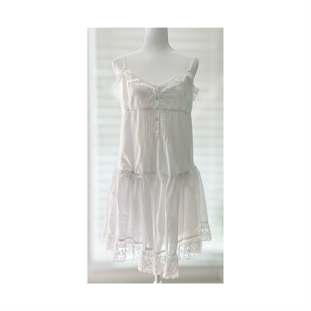Elegant White Lace Trim Dress